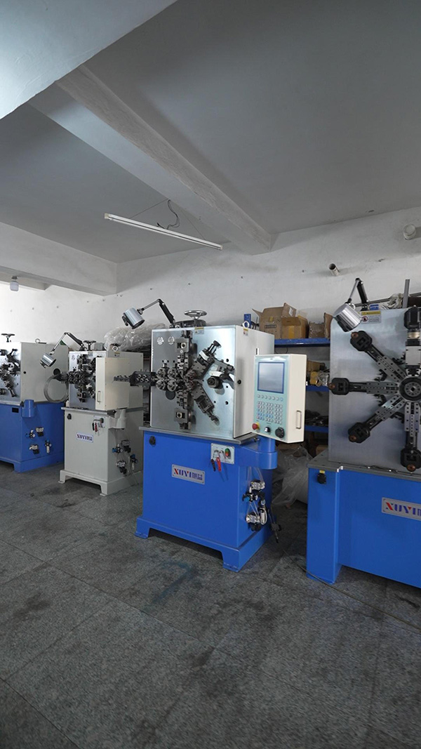 About us 8月9日-封面.jpg